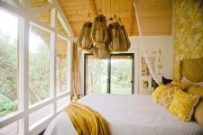 cozy vibe travel treehouses
