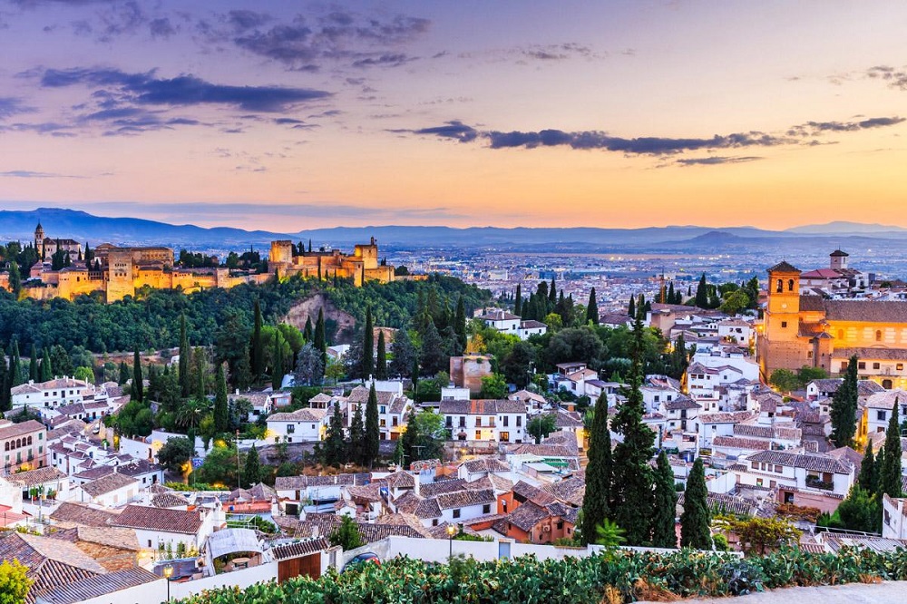 3 πόλεις που πρέπει να επισκεφθείτε στην Ισπανία