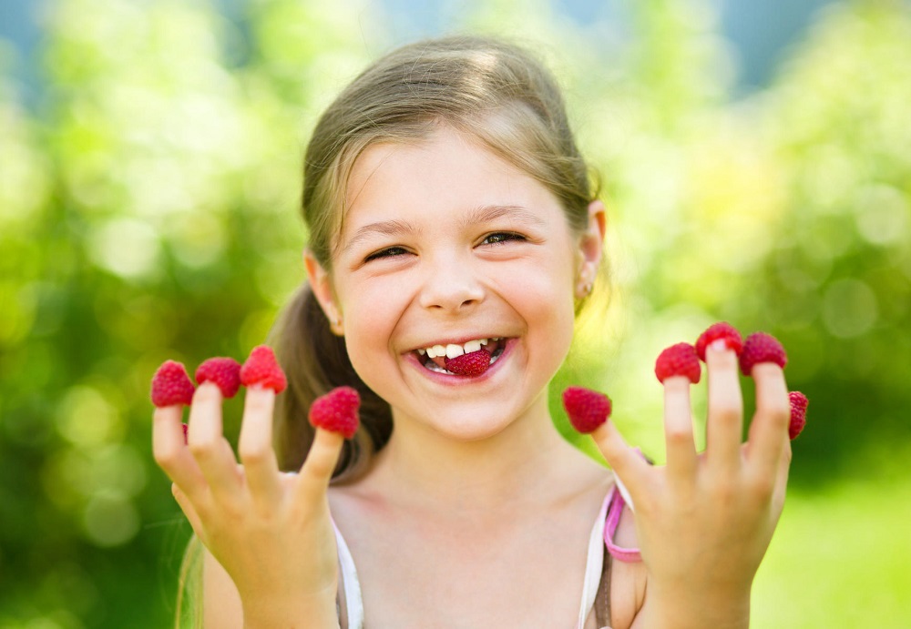 4 τρόποι για να τρώνε τα παιδιά πιο υγιεινά το καλοκαίρι