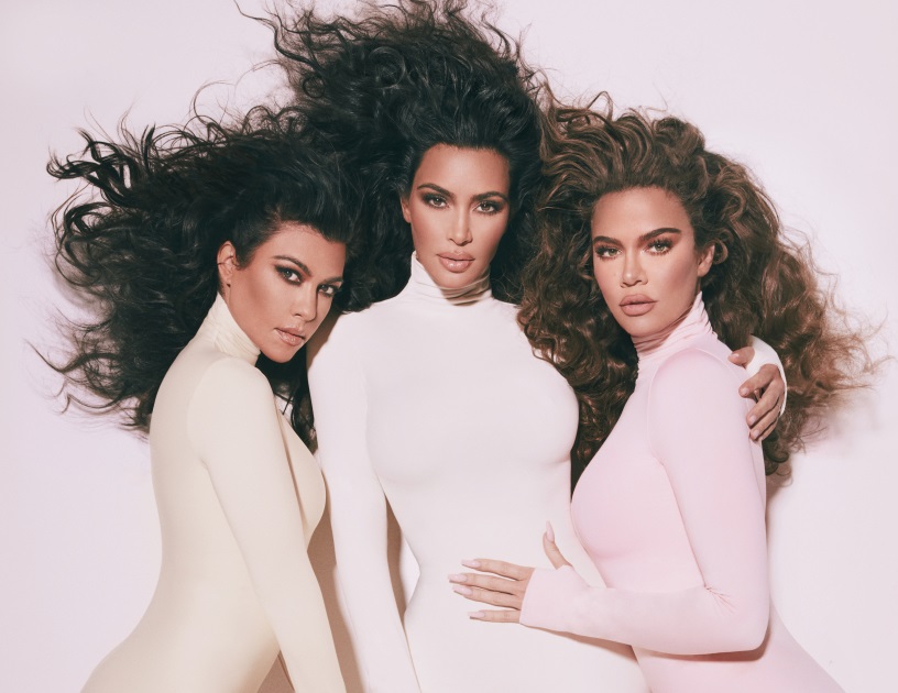 Kim, Kourtney και η Khloé Kardashian μόλις λάνσαραν νέα σειρά αρωμάτων