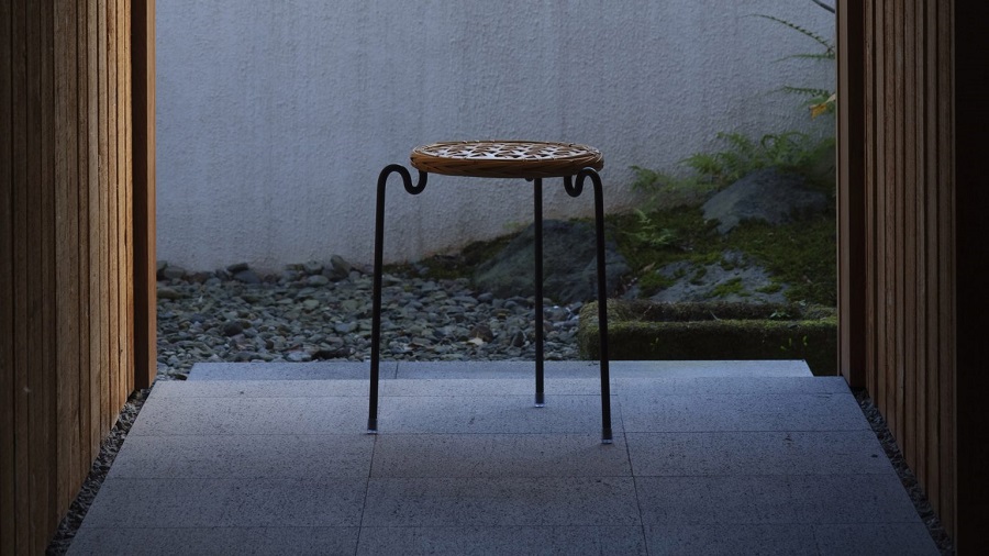 Το πιο μοντέρνο σκαμπό ονομάζεται Zalue stool