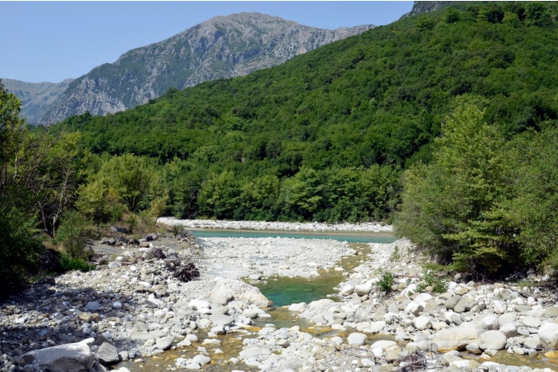Βουτιές σε ποτάμια της Ελλάδας 