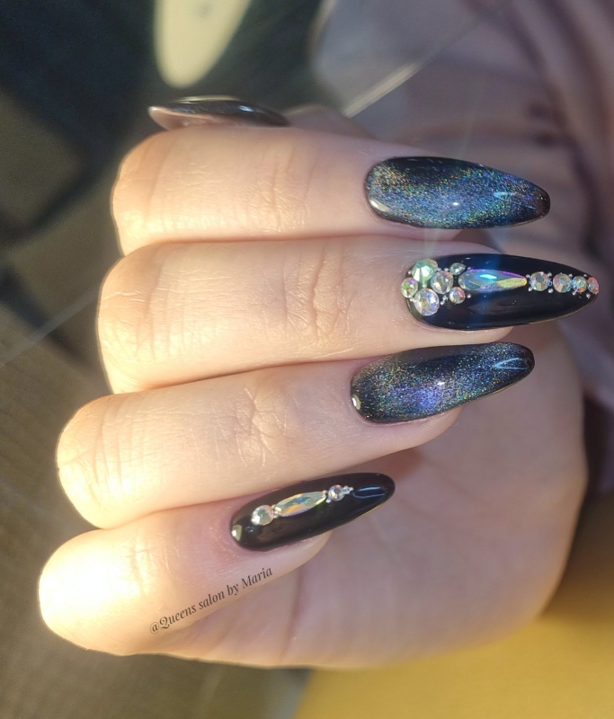 black festive nail