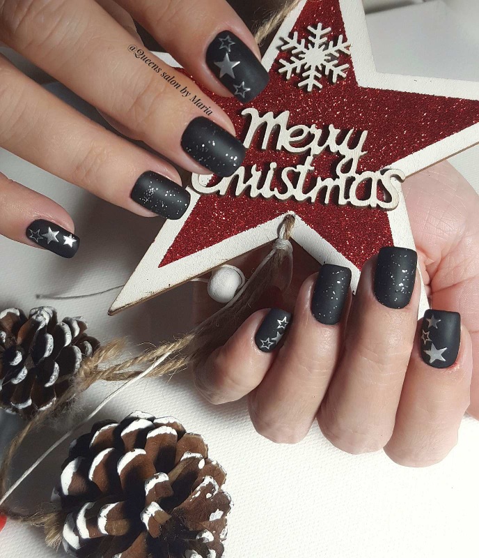 black festive nail art