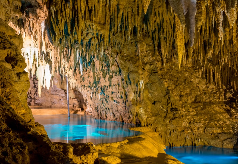 Gyokusendo cave Οκινάουα