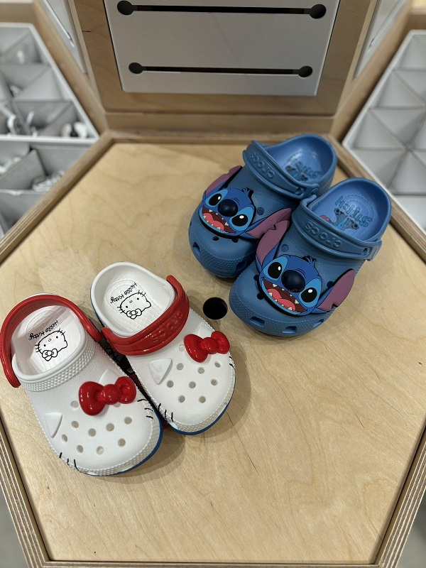 οικογενειακές διακοπές crocs