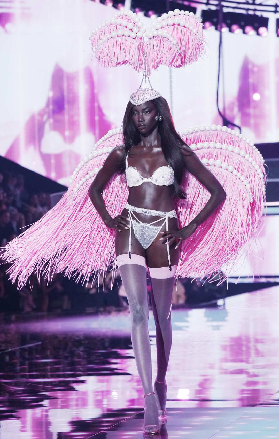 cozy_vibe_best_dressed_g