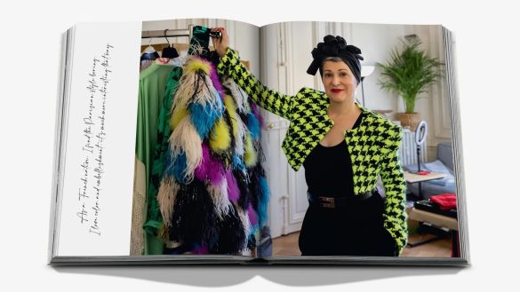 cozy_vibe_emily_in_paris_b