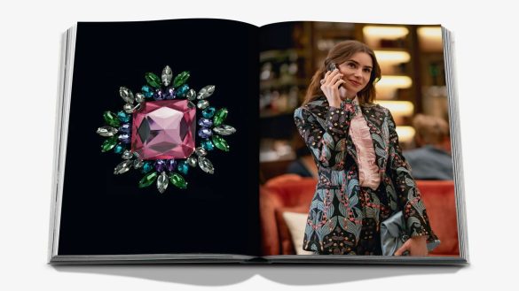 cozy_vibe_emily_in_paris_w