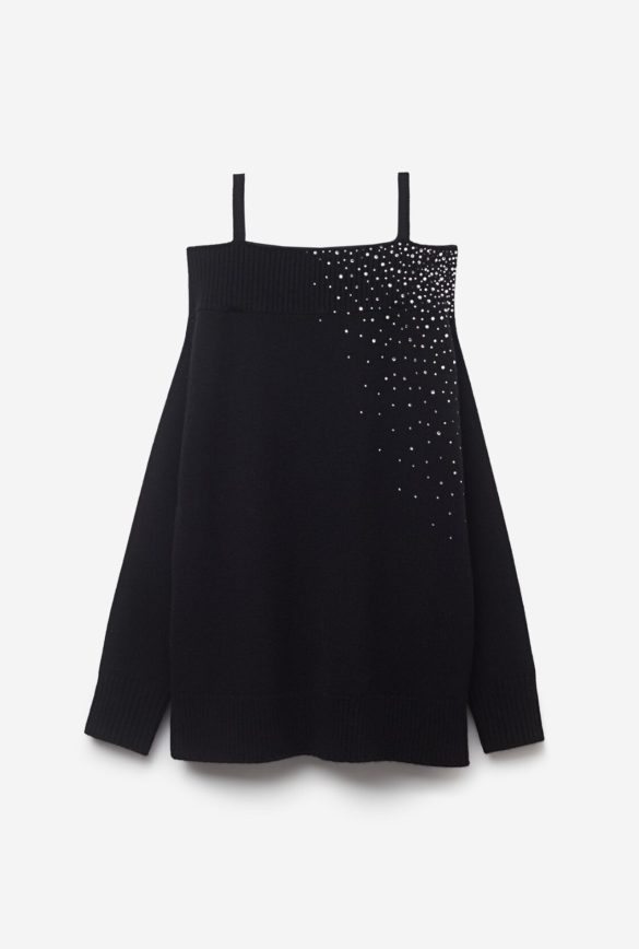 cozy_vibe_festive_falconery