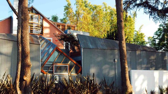 cozy_vibe_gehry_Residence