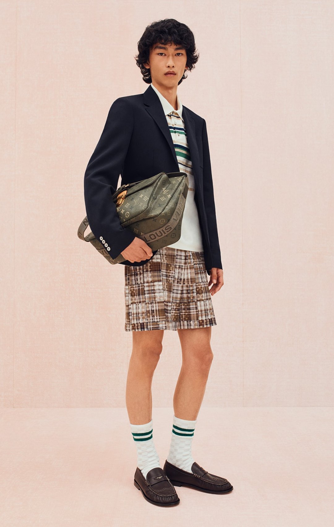 cozy_vibe_louis_vuitton_a