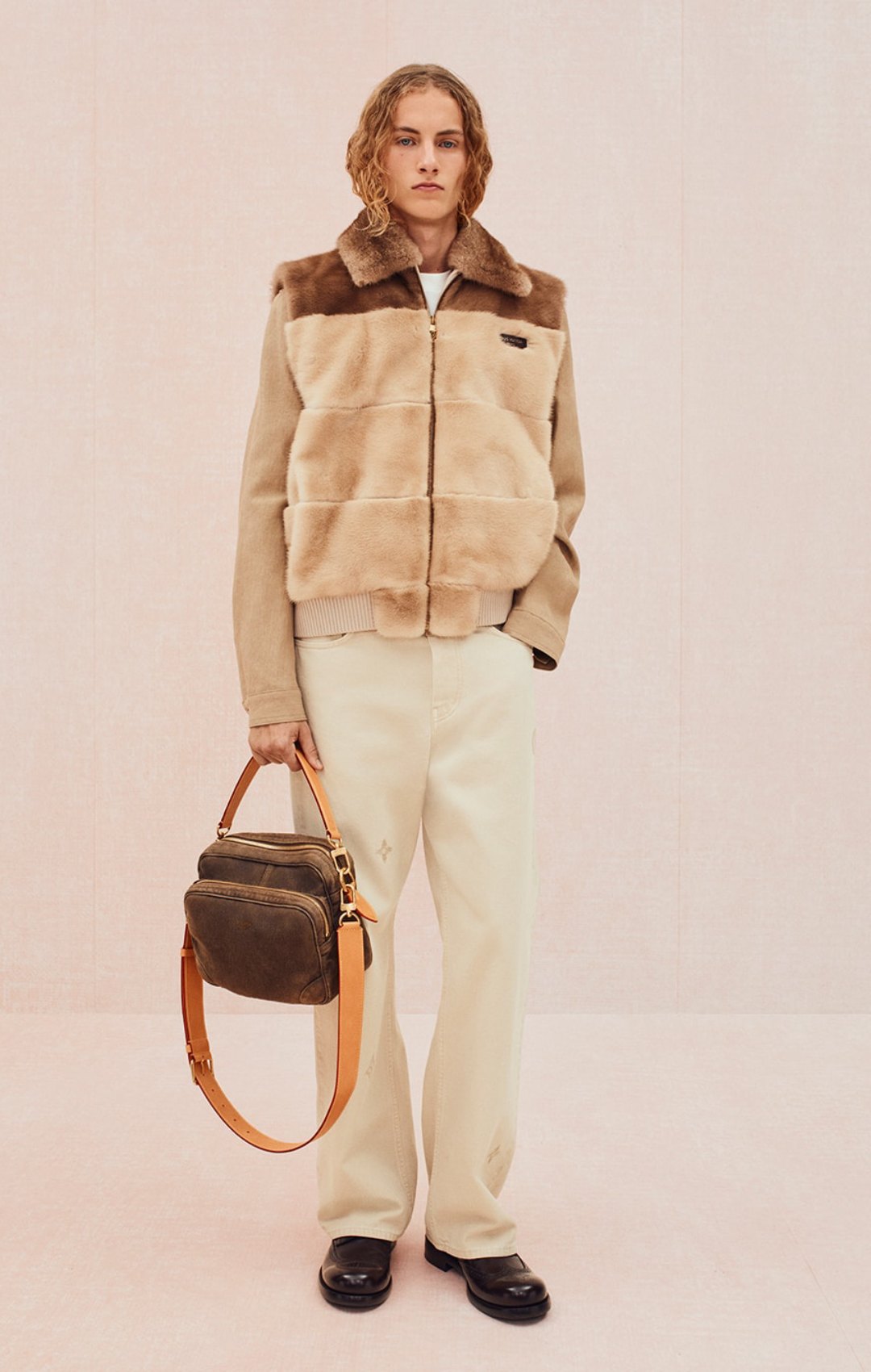 cozy_vibe_louis_vuitton_f