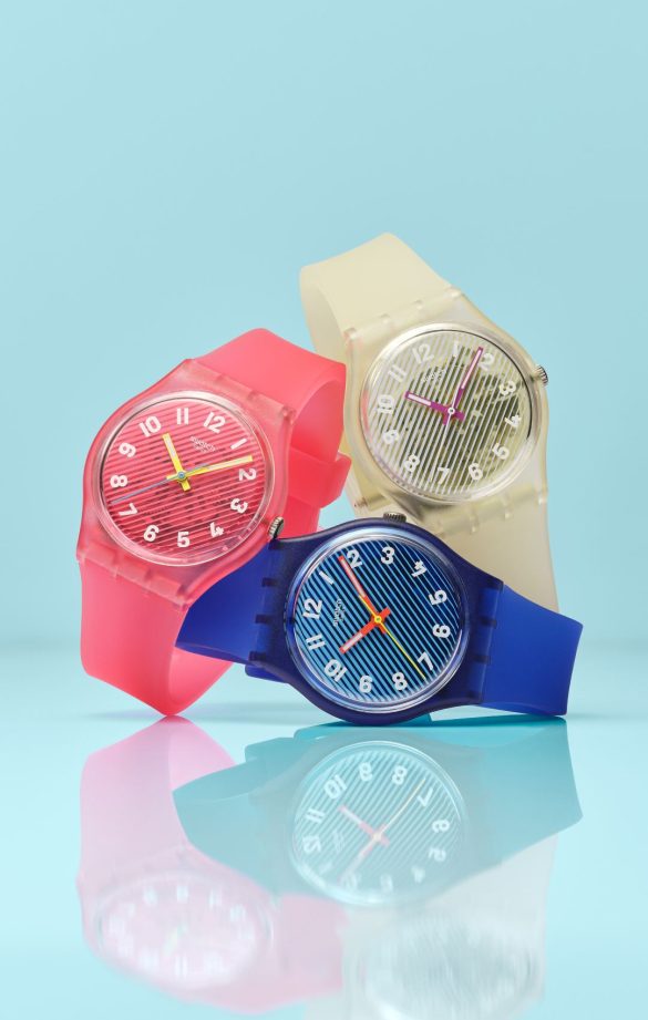 cozy_vibe_ Swatch_ESSENTIALS_y Swatch ESSENTIALS