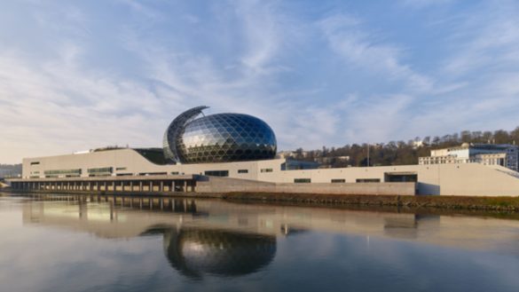 cozy_vibe_ La_Seine_Musicale_a