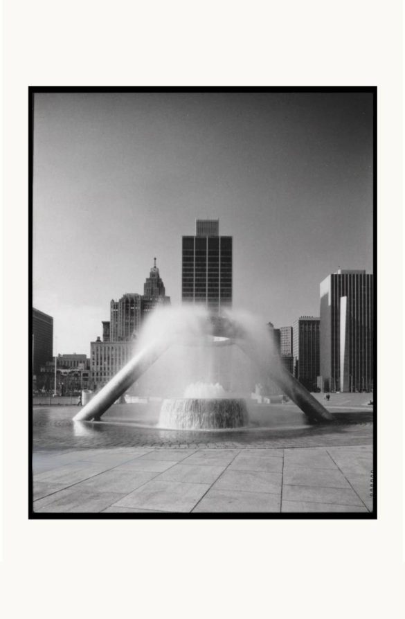 cozy_vibe_Isamu_Noguchi_w