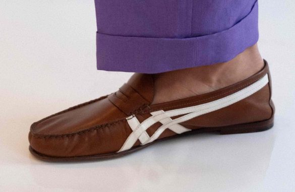 cozy_vibe_Onitsuka_Tiger_Versace_b