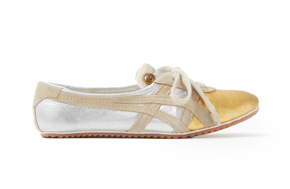 cozy_vibe_Onitsuka_Tiger_Versace_p