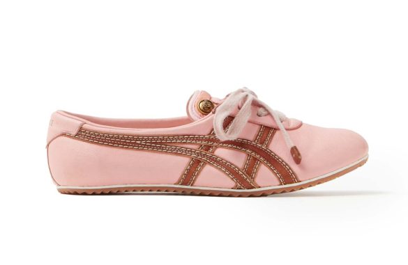 cozy_vibe_Onitsuka_Tiger_Versace_w