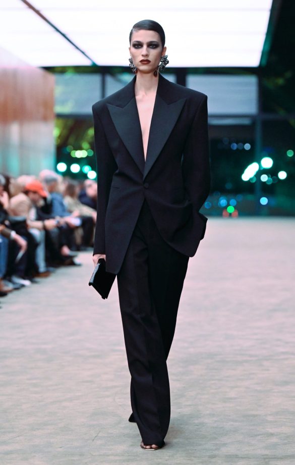 cozy_vibe_ysl_y Paris Fashion Week