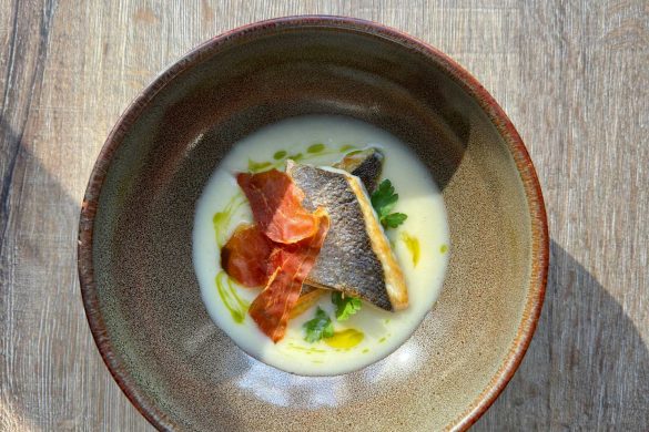 sipandbite_avli_Bianco