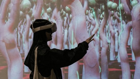 ΜΕΤΑ–MORPHOSIS