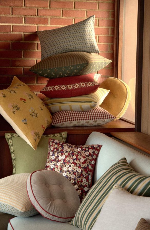 cozy_vibe_emma_chamberlain_v