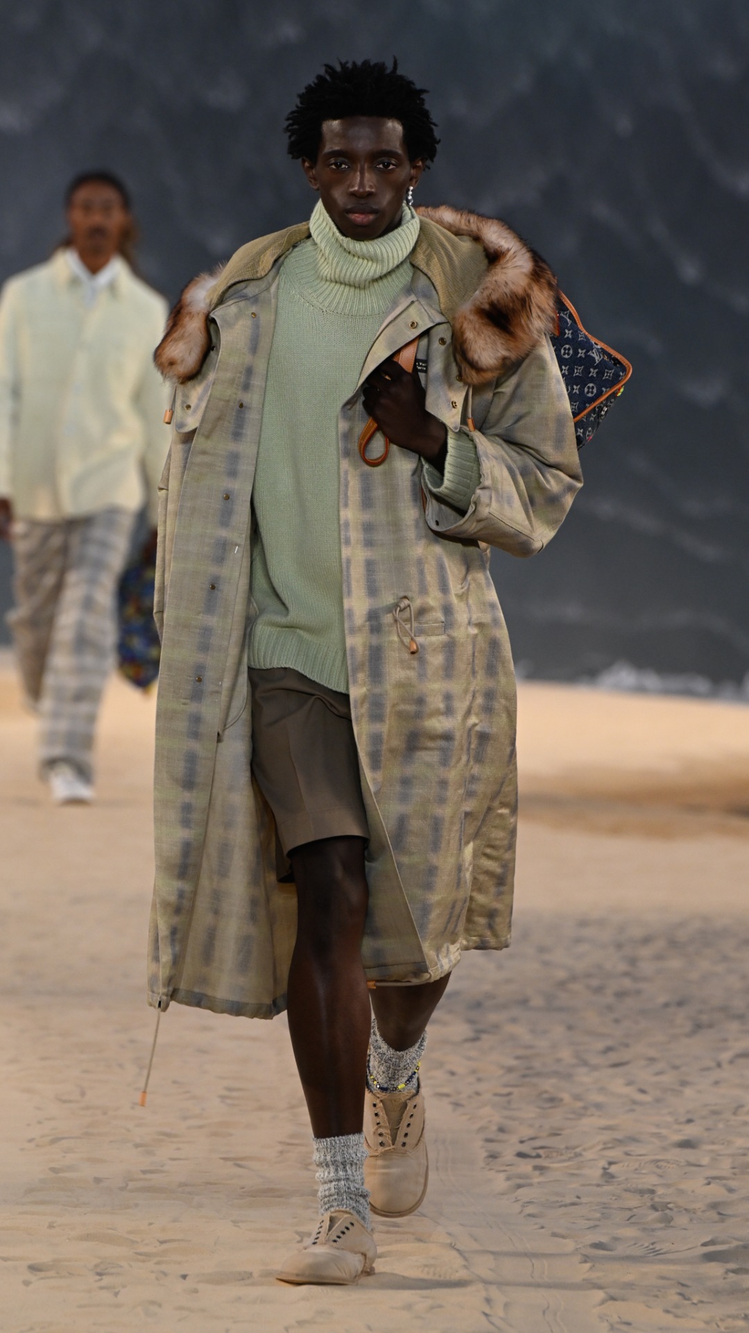 Cozyvibe_LouisVuitton_Spring_bla