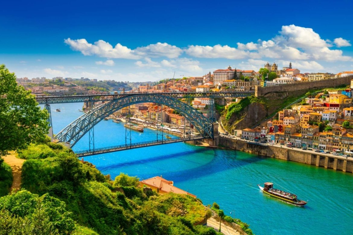 cozy_vibe_european_safe_portugal